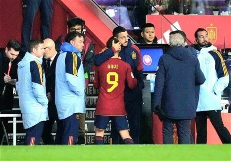 پارگی رباط صلیبی هافبک بارسلونا؛ فصل برای «گابی» تمام شد؟ 1 گابی